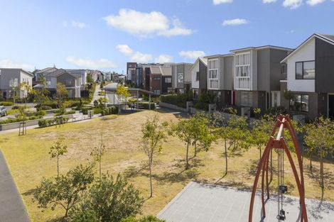 Photo of property in 2 Kotuku Lane, Hobsonville, Auckland, 0616