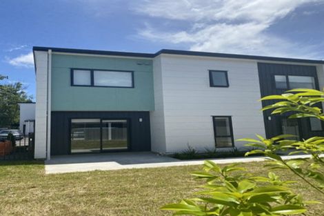 Photo of property in 12 Emmadale Lane, Hamilton East, Hamilton, 3216