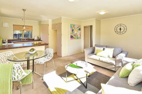 Photo of property in 1/446 Great South Road, Opaheke, Papakura, 2113