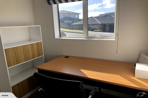 Photo of property in 5 Gatley Grove, Churton Park, Wellington, 6037