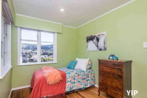 Photo of property in 3 Tawa Terrace, Tawa, Wellington, 5028