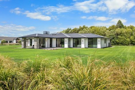 Photo of property in 21 Classiebawn Lane, Prebbleton, 7676