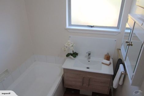 Photo of property in 2/68 Nortons Road, Avonhead, Christchurch, 8042