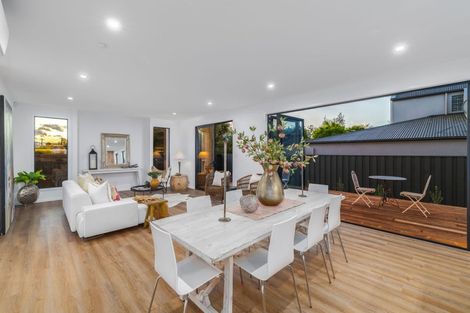 Photo of property in 6 Kinleys Lane, St Albans, Christchurch, 8014