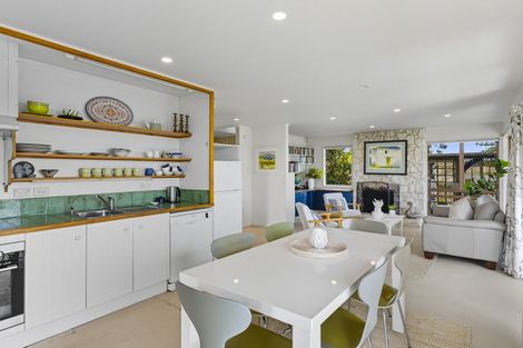 Photo of property in 253 Rosetta Road, Raumati Beach, Paraparaumu, 5032