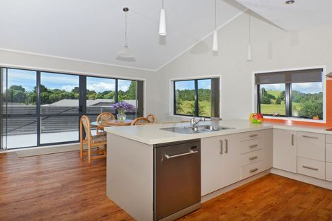 Photo of property in 8 Mcainch Place, Te Kamo, Whangarei, 0112