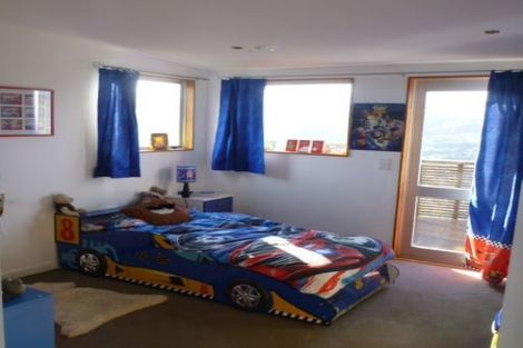 Photo of property in 10 Chastudon Place, Tawa, Wellington, 5028