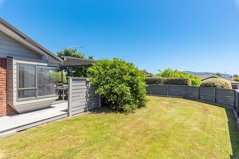 Photo of property in 125 Realm Drive, Paraparaumu, 5032
