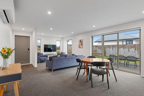 Photo of property in 33 Cressy Place, Darfield, 7510