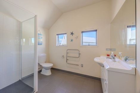 Photo of property in 9 Meadowbrook Place, Wanaka, 9305