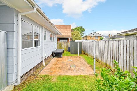 Photo of property in 1/8 Onslow Road, Papakura, 2110