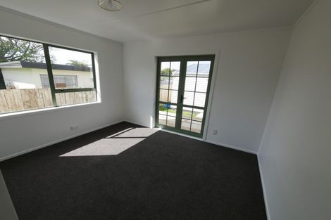 Photo of property in 13a Madill Street, Tuakau, 2121