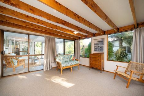 Photo of property in 33 Haumoana Road, Haumoana, 4102