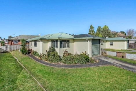 Photo of property in 15 Josie Lane, Manurewa, Auckland, 2102