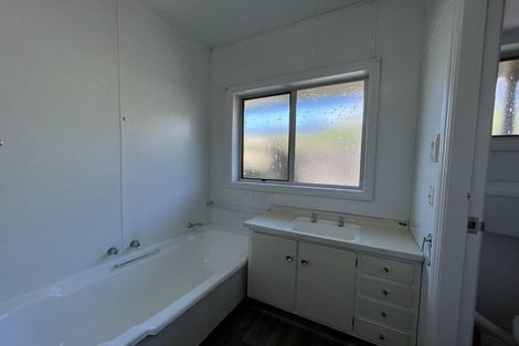 Photo of property in 39 Searells Road, Strowan, Christchurch, 8052