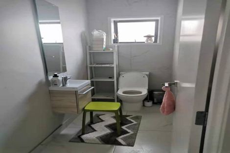 Photo of property in 117 Hobsonville Point Road, Hobsonville, Auckland, 0616