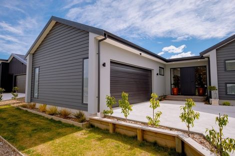 Photo of property in 45 Mount Linton Avenue, Wanaka, 9305