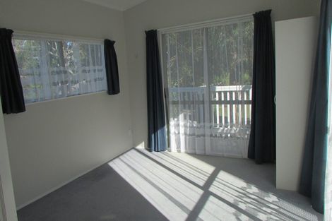 Photo of property in 14 Stottholm Road, Titirangi, Auckland, 0604