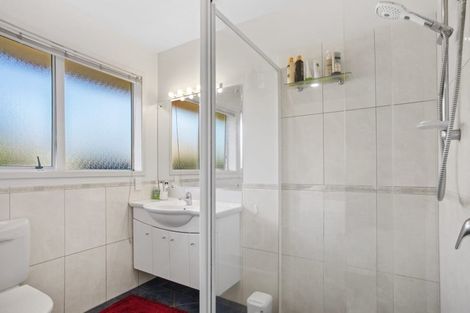 Photo of property in 111 Everitt Crescent, Whangamata, 3620