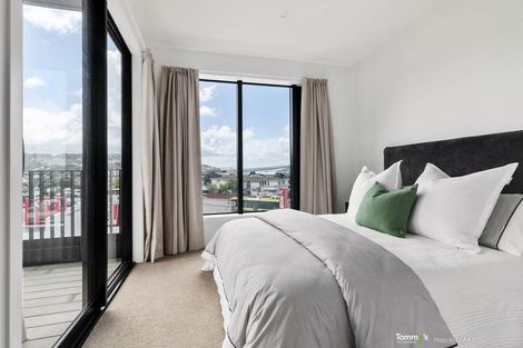 Photo of property in 301/2u Onepu Road, Kilbirnie, Wellington, 6022