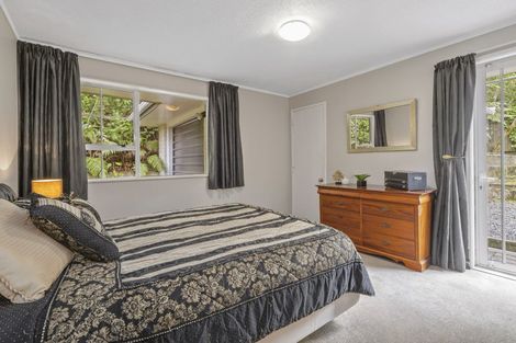 Photo of property in 35 Fendalton Crescent, Pinehaven, Upper Hutt, 5019