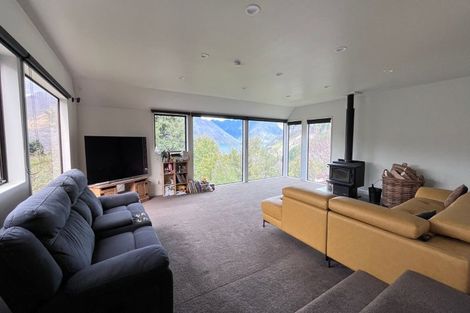Photo of property in 20 Dart Place, Fernhill, Queenstown, 9300