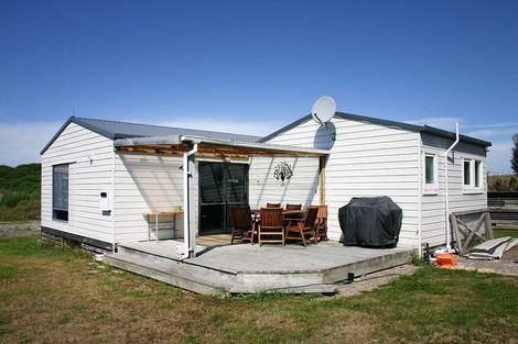 Photo of property in 22 Palmer Place, Taieri Beach, Brighton, 9091