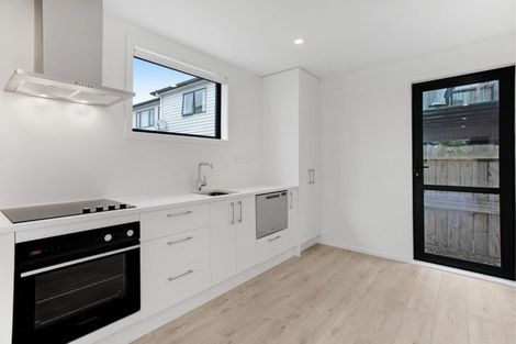 Photo of property in 1/39 Pakuranga Road, Pakuranga, 2010