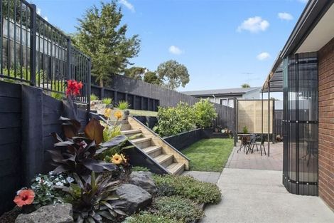 Photo of property in 68 Kaiwaka Road, Waiuku, 2123