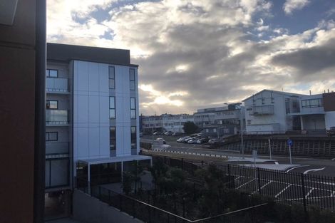 Photo of property in 311/19 Rawene Road, Birkenhead, Auckland, 0626