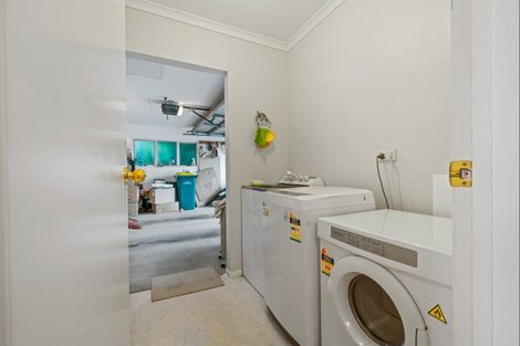 Photo of property in 7a Fantome Place, Whalers Gate, New Plymouth, 4310