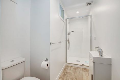 Photo of property in 1266 Whangaparaoa Road, Gulf Harbour, Whangaparaoa, 0930
