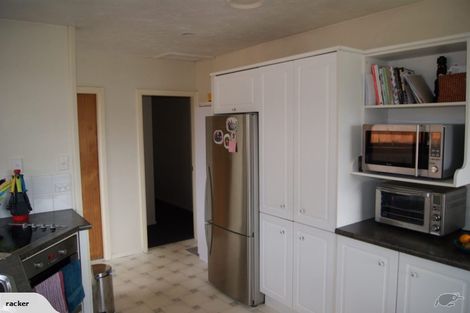 Photo of property in 15 Talltree Avenue, Avonhead, Christchurch, 8042