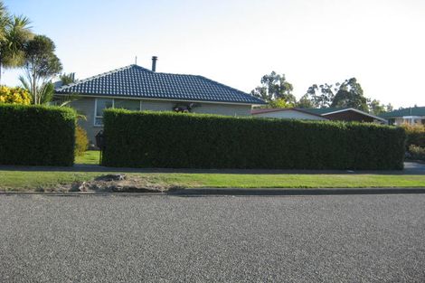 Photo of property in 3 Torlesse Crescent, Darfield, 7510