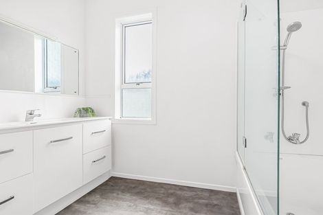 Photo of property in 3 Saint Ronans Avenue, Waterloo, Lower Hutt, 5011