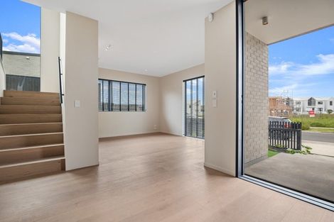 Photo of property in 47 Bristol Freighter Road, Hobsonville, 0616