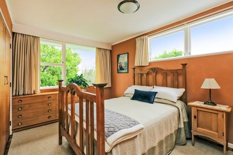 Photo of property in 17 Neeve Road, Taradale, Napier, 4112
