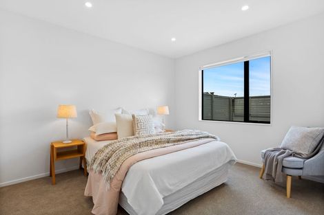 Photo of property in 12 Juniper Drive, Rosehill, 2113