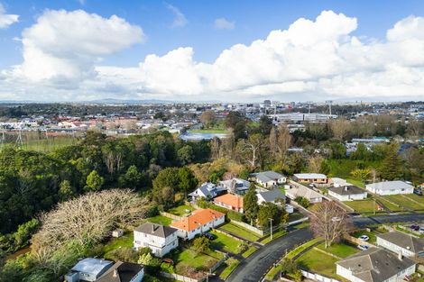 Photo of property in 28b Churchill Avenue, Maeroa, Hamilton, 3200