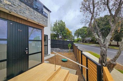 Photo of property in 7a Lewisham Street, Highland Park, Auckland, 2010