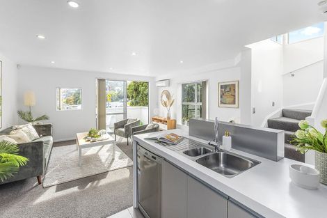 Photo of property in 12u1 Agra Crescent, Khandallah, Wellington, 6035