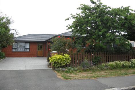 Photo of property in 1 Roche Avenue, Upper Riccarton, Christchurch, 8041