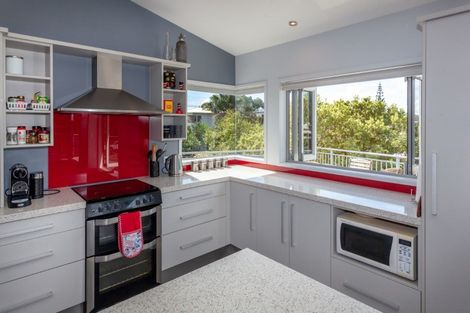 Photo of property in 116 Patuwai Drive, Whangamata, 3620