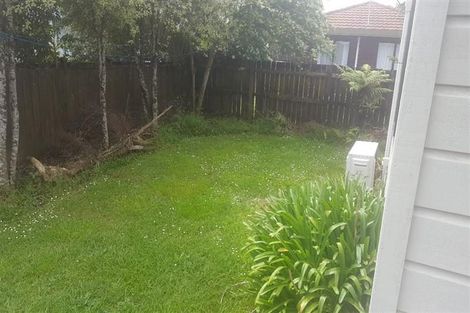 Photo of property in 2/15 Septimus Place, Henderson, Auckland, 0612