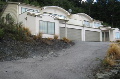 Photo of property in 3a Vanda Place, Fernhill, Queenstown, 9300
