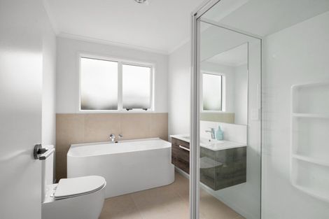 Photo of property in 313 Lakes Boulevard, Pyes Pa, Tauranga, 3112