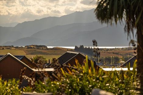 Photo of property in 13 Ellesmere Avenue, Jacks Point, Queenstown, 9371