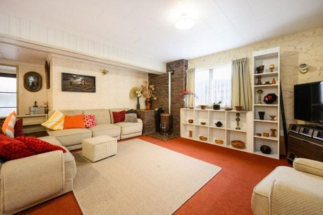 Photo of property in 40 Parkland Crescent, Terrace End, Palmerston North, 4410