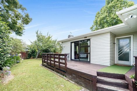Photo of property in 37 Pollen Crescent, Melville, Hamilton, 3206