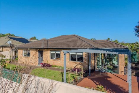 Photo of property in 21 Fairway Drive, Kerikeri, 0230